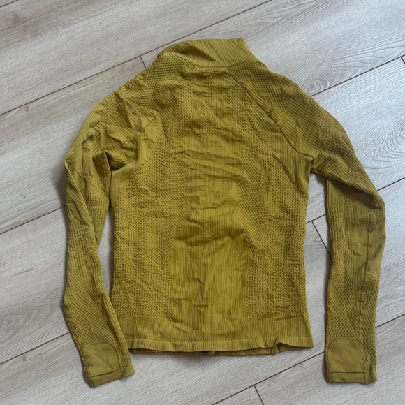 Athleta Flurry Force insulated jacket. EUC SZ SMALL. Worn once!  Palo verde Gold - Picture 6 of 8